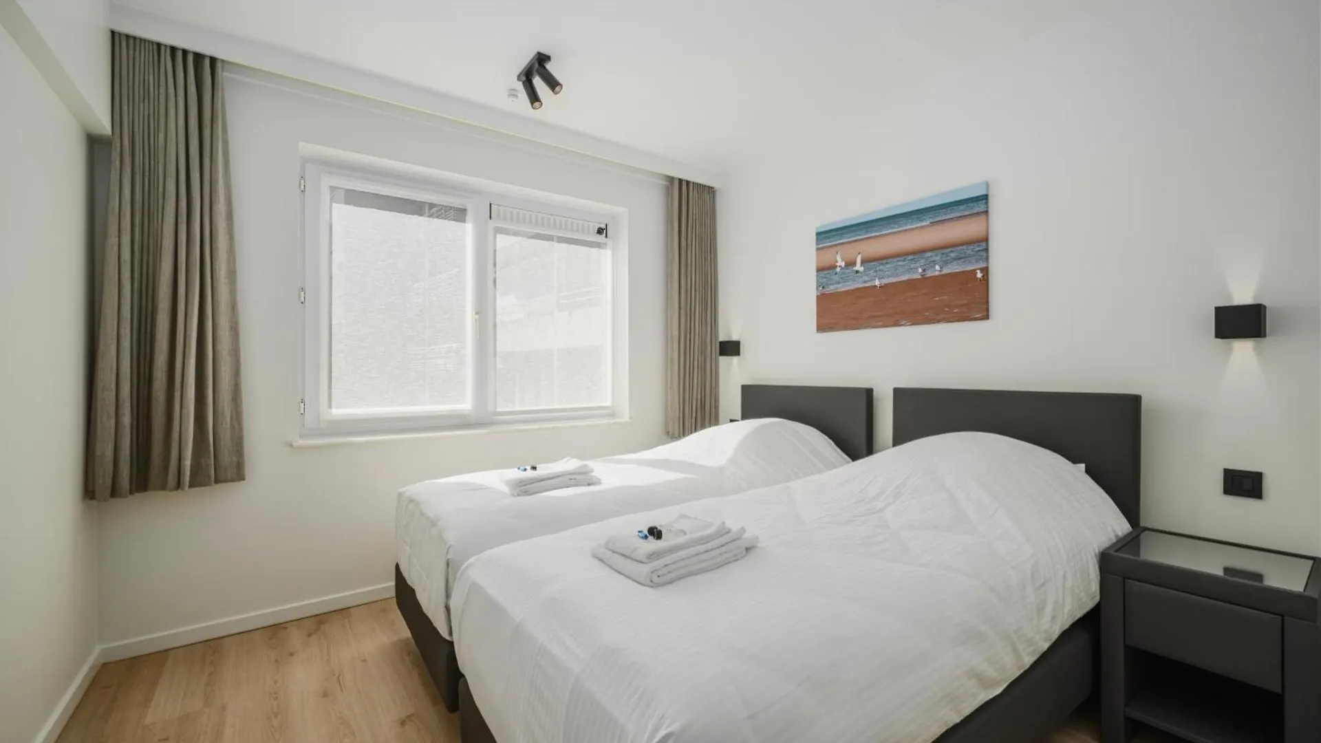 Luxe Comfort App Met Zijdelings Zeezicht En In Centrum Ostenda Belgio