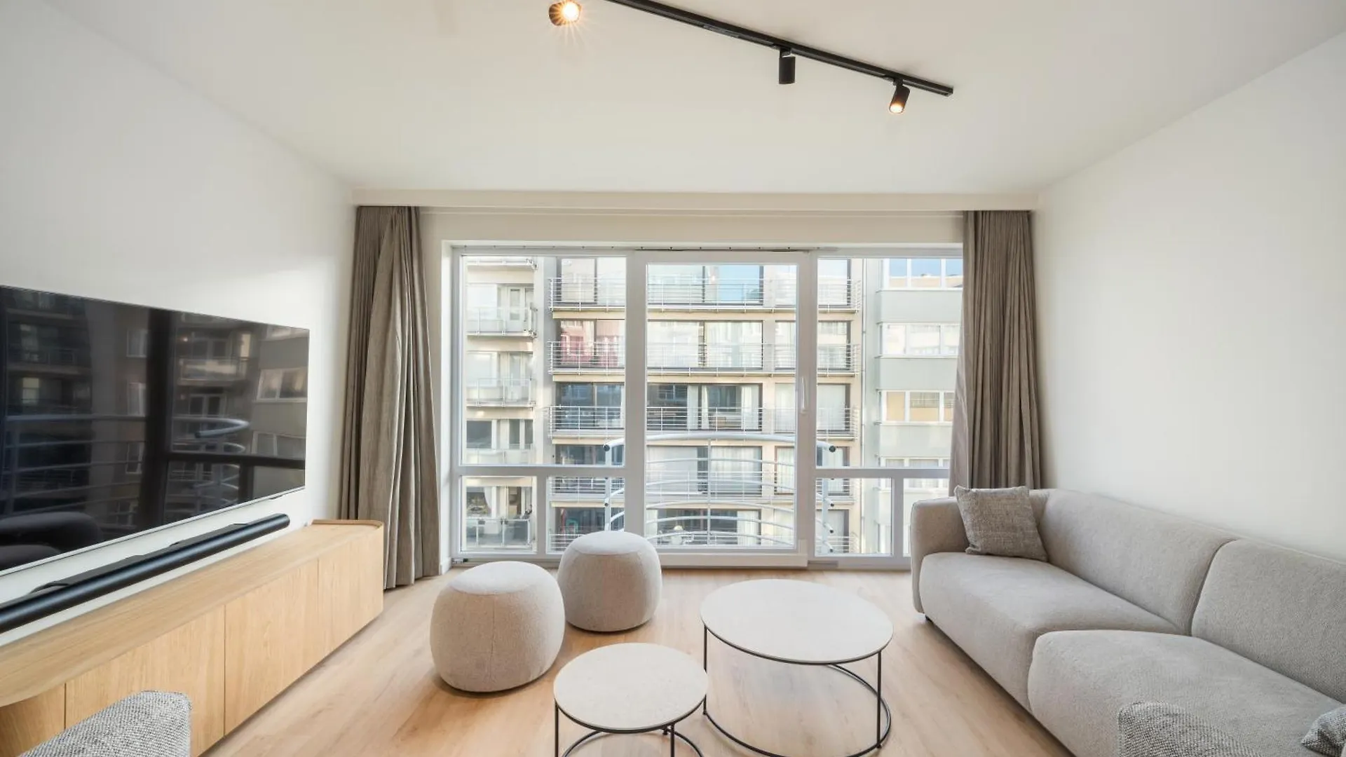 Apartment Luxe Comfort App Met Zijdelings Zeezicht En In Centrum Ostend
