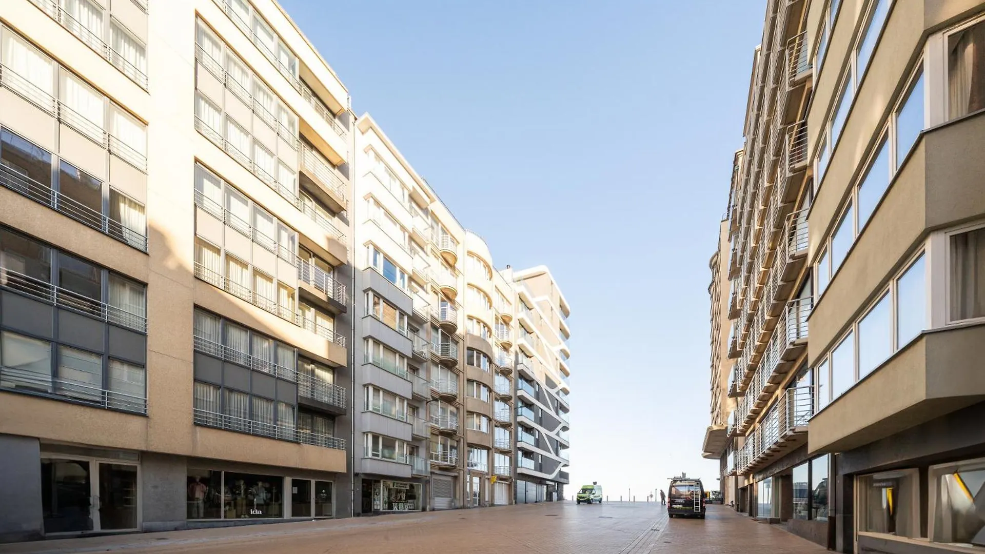 Luxe Comfort App Met Zijdelings Zeezicht En In Centrum Ostend