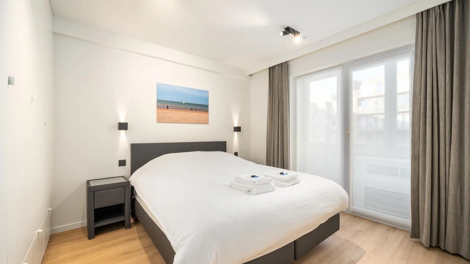 Luxe Comfort App Met Zijdelings Zeezicht En In Centrum Ostend